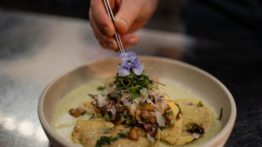 Offene Jobs im Tourismus & der Hotellerie Offene Jobs im Tourismus & der Hotellerie