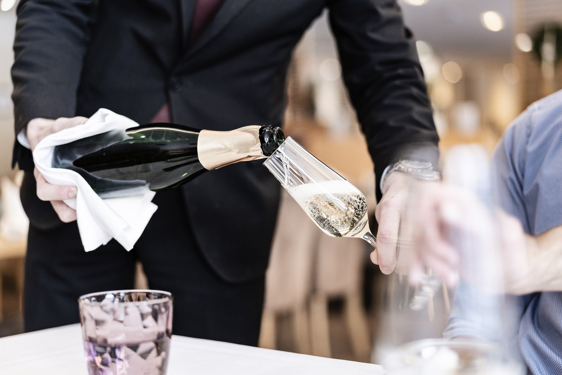 Aushilfen für den Service (m/w/d)