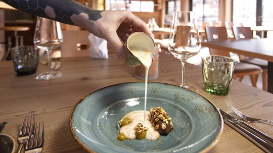 Offene Jobs im Tourismus & der Hotellerie Offene Jobs im Tourismus & der Hotellerie