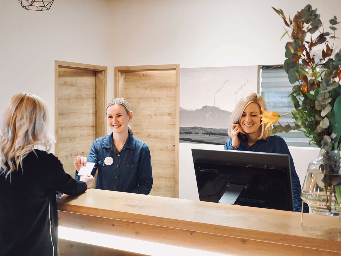 Vision, Werte, Leitlinien, Nachhaltigkeit, Familie & Tradition der Lerch Genusswelten. Vision, Werte, Leitlinien, Nachhaltigkeit, Familie & Tradition der Lerch Genusswelten.