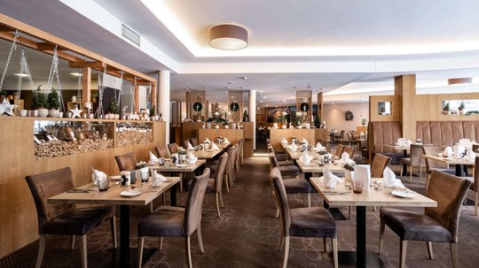 Offene Jobs im Tourismus & der Hotellerie Offene Jobs im Tourismus & der Hotellerie