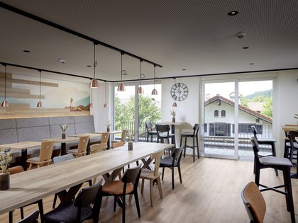 Tagen, Feiern & Firmenevents in den Lerch Genusswelten Tagen, Feiern & Firmenevents in den Lerch Genusswelten