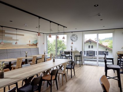 Tagen, Feiern & Firmenevents in den Lerch Genusswelten Tagen, Feiern & Firmenevents in den Lerch Genusswelten